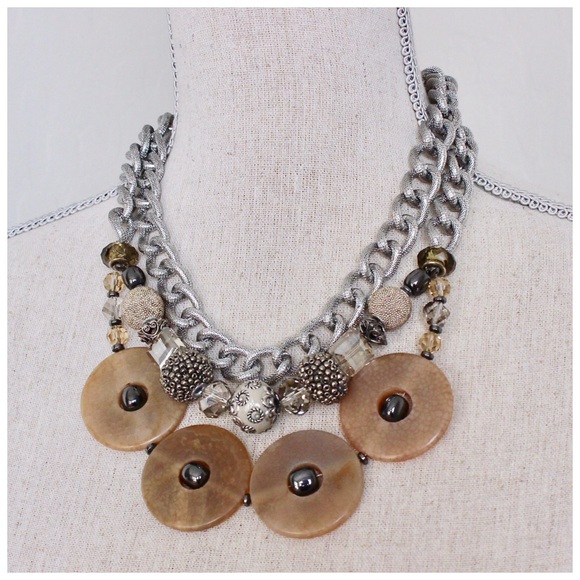 Agate Crystals Necklace - Picture 3 of 8